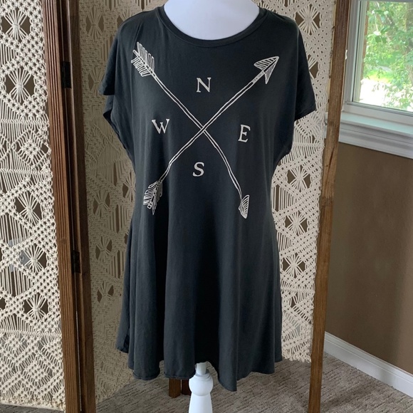 Wildfox Compass peplum top deep cut-out back Large - Picture 1 of 8